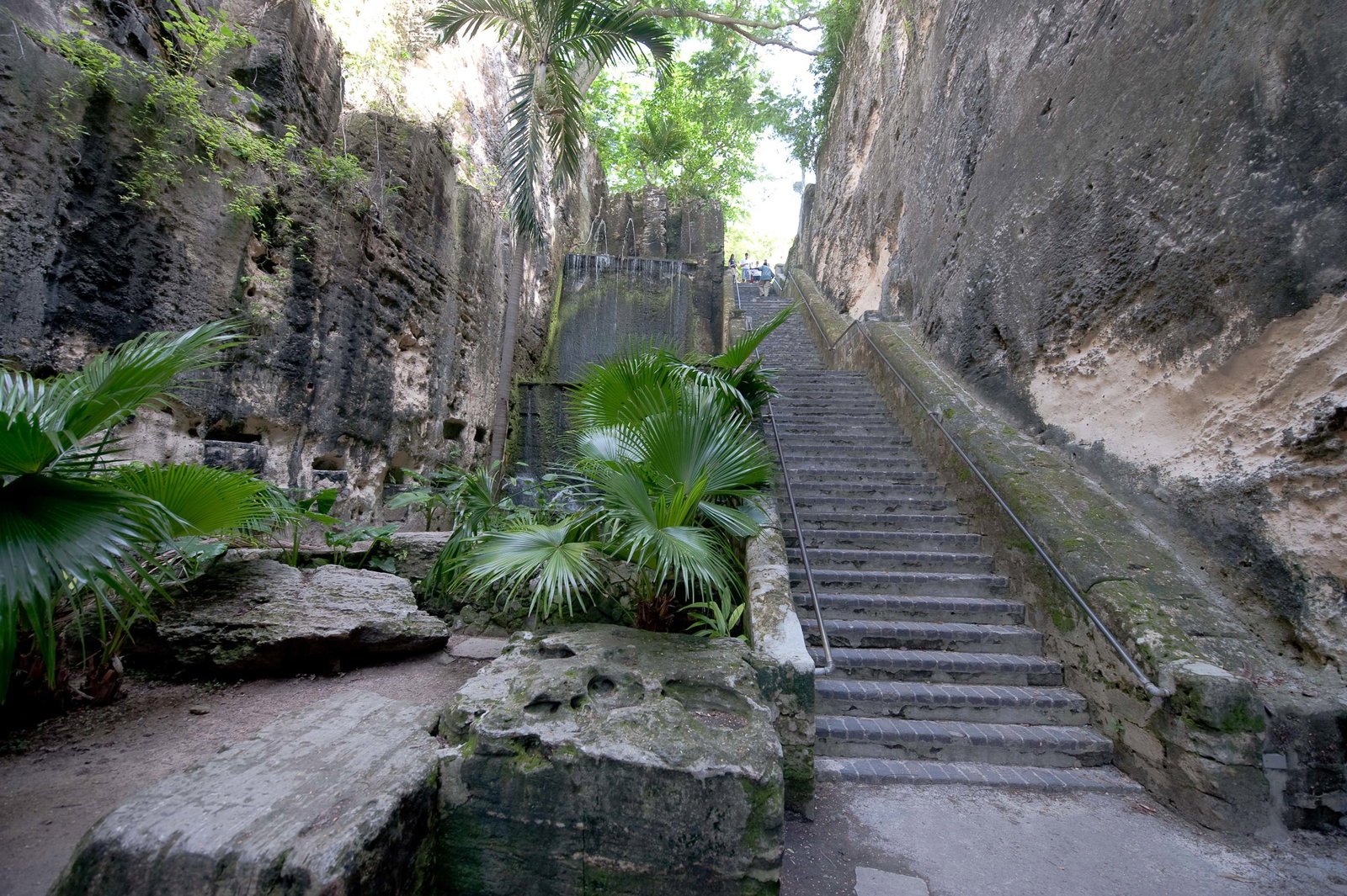 Nassau — BSNAS - Nassau - Queen's Staircase - ©The Islands Of The Bahamas.jpg