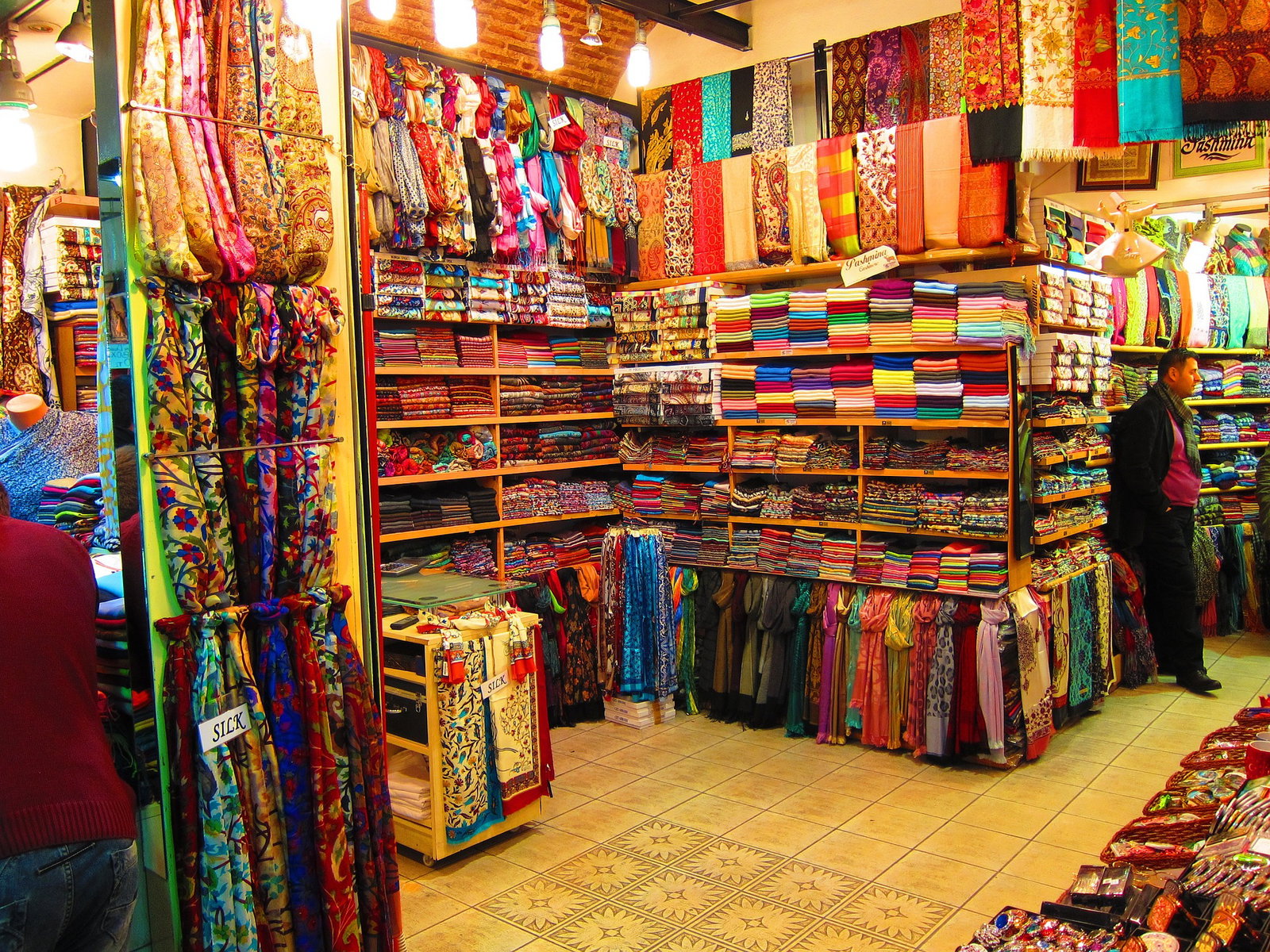 Istanbul, Market